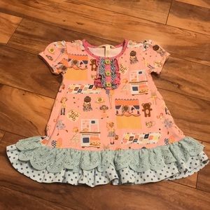 Adorable Matilda Jane top Sz 4